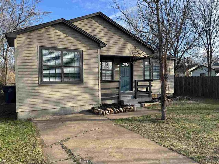 Property Photo:  1905 NW Taft Ave  OK 73507 