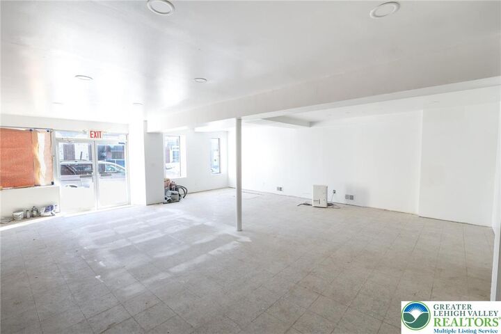 Property Photo:  322 Ridge Avenue  PA 18102 