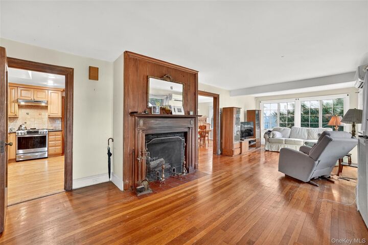 Property Photo:  10 Edna Street  NY 10606 