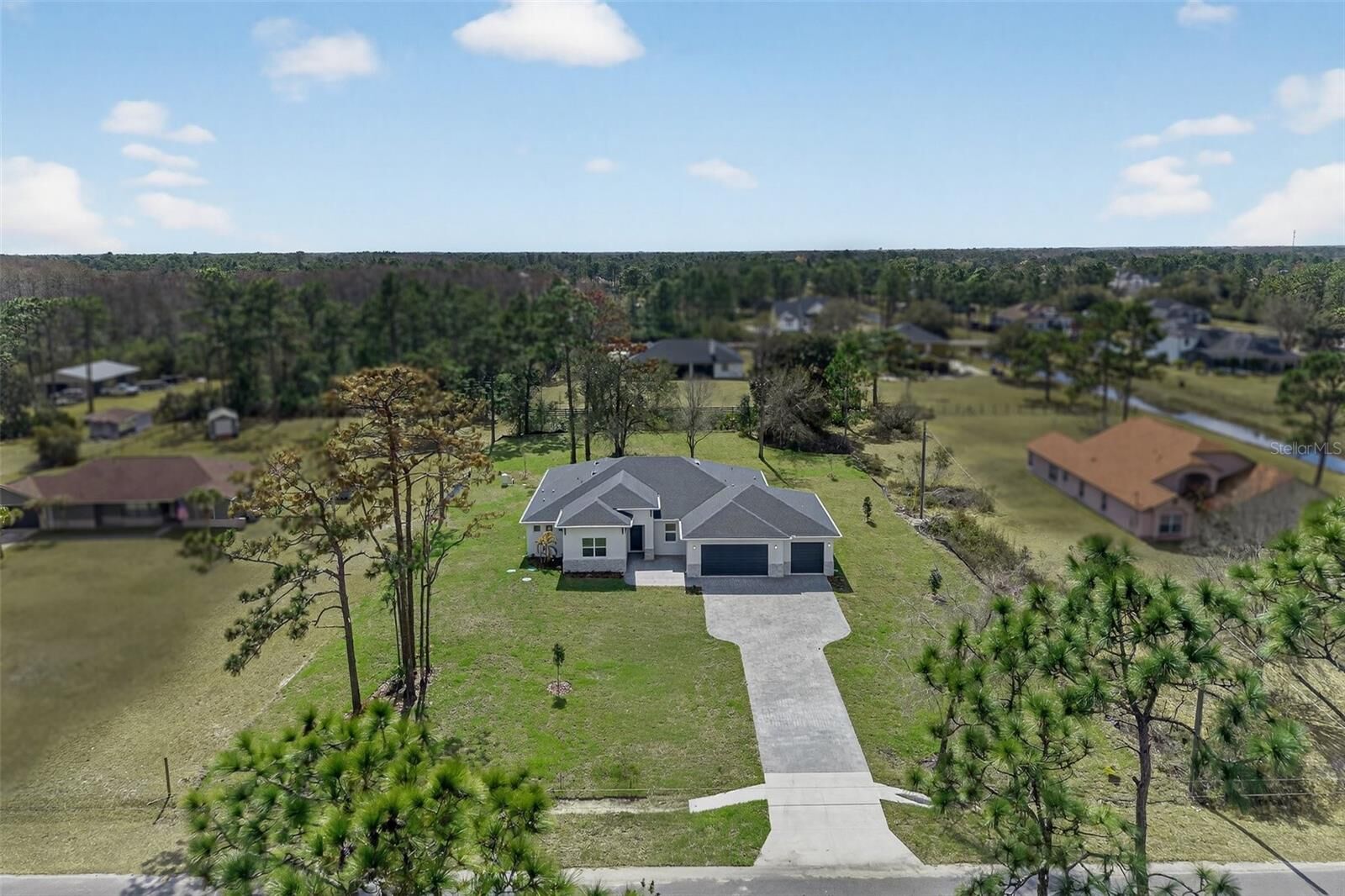 Property Photo:  20252 Quinn Street  FL 32833 