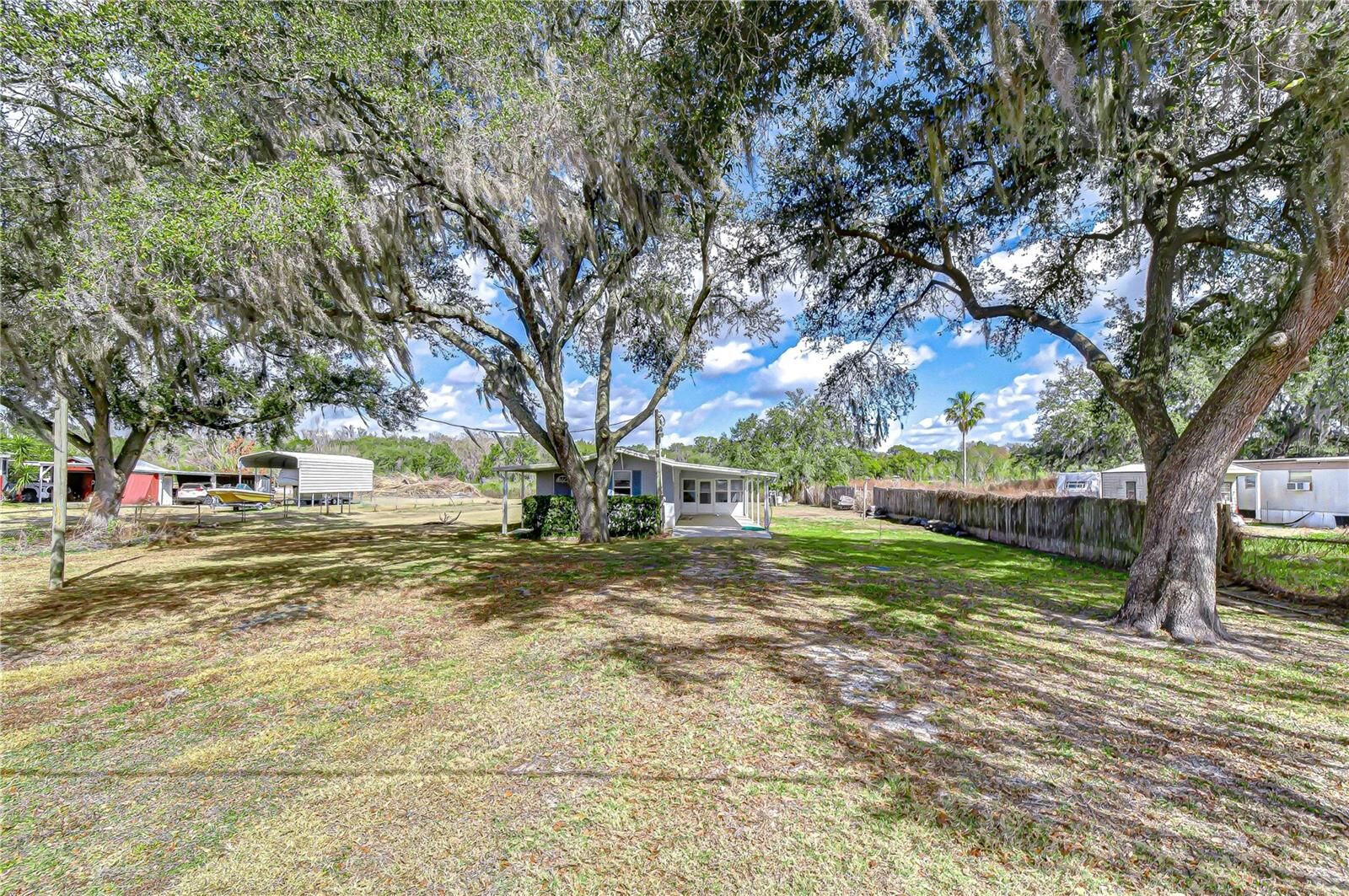 Property Photo: 36305 Sunshine Road FL 33541