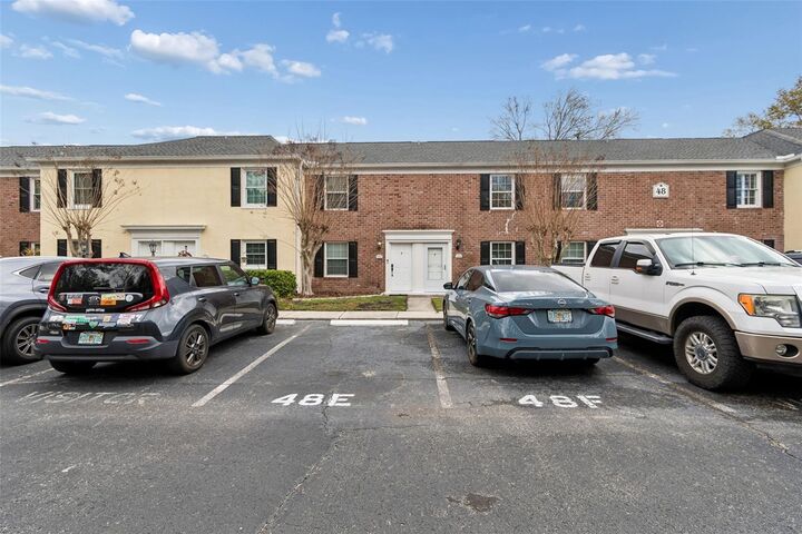 Property Photo:  13747 Juniper Blossom Drive  FL 33618 