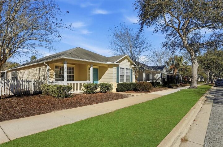 Property Photo: 3742 NW 26th Terrace FL 32605