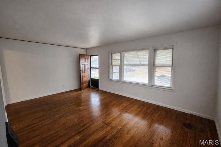 Property Photo:  2409 Wieck Drive  MO 63136 