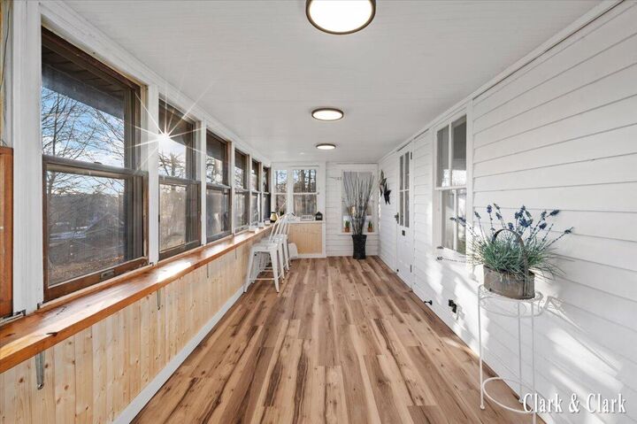 Property Photo:  418 Allen Street  MI 48846 