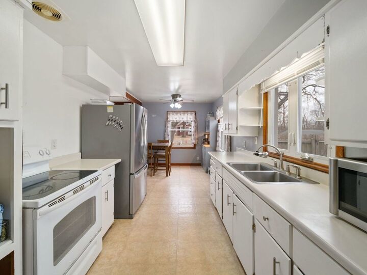 Property Photo: 14632 S Kearns Drive IL 60544