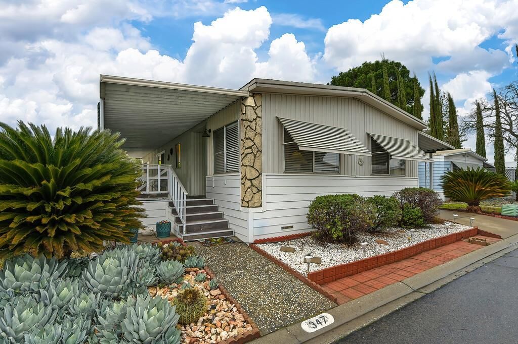 Property Photo:  347 Danielle Way  CA 95630 