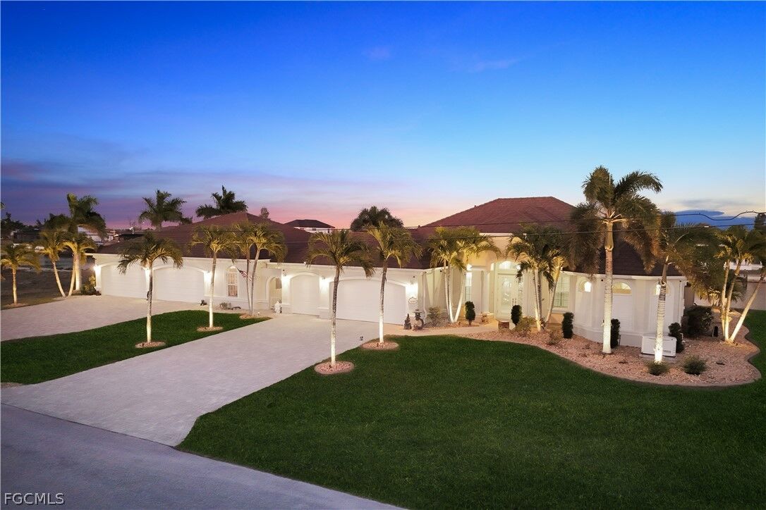 Property Photo: 1503 NW 41st Place FL 33993