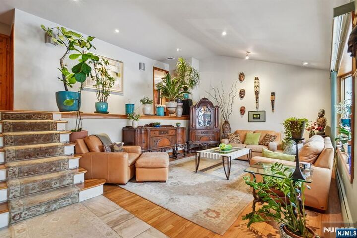 Property Photo:  199 Honeysuckle Drive  NJ 07676 