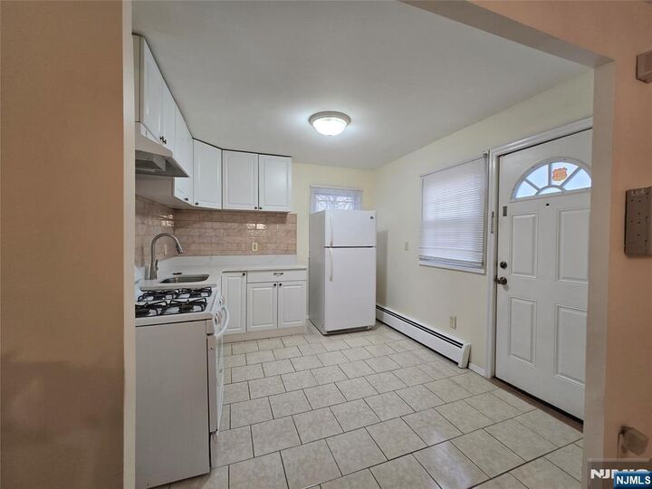 Property Photo:  261 Twisby Place  NJ 07631 