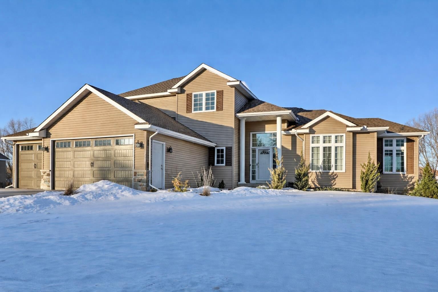 Property Photo:  2338 Manuela Drive  MN 55318 