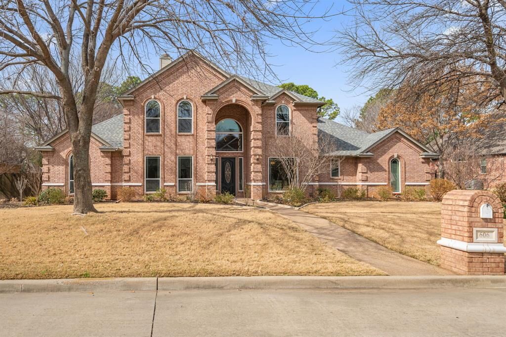 Property Photo:  606 Morningside Drive  TX 76092 