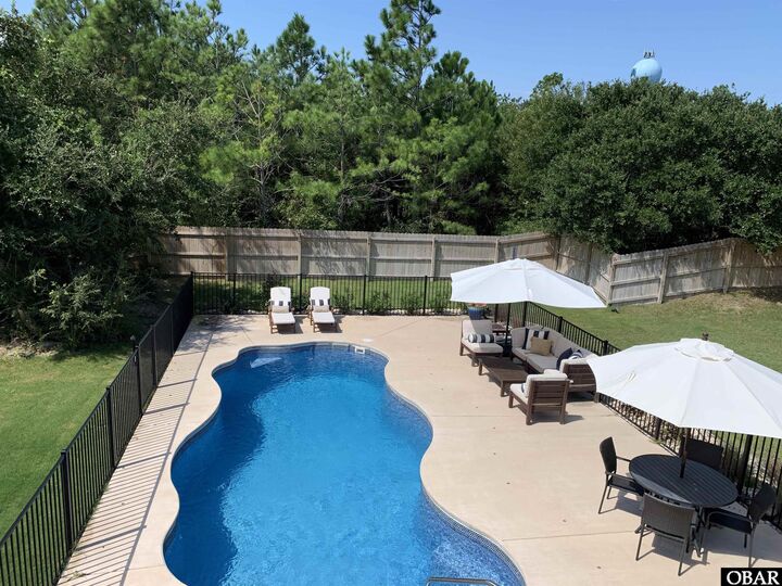 Property Photo:  1084 Whalehead Drive  NC 27927 