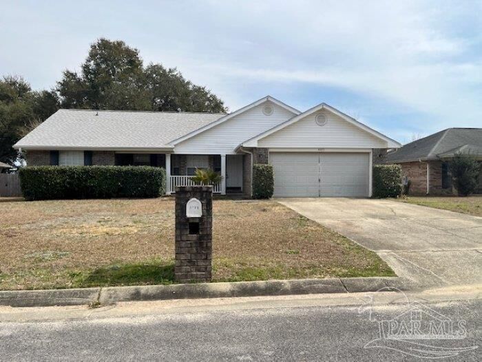 Property Photo: 4873 La Casa Cir FL 32571