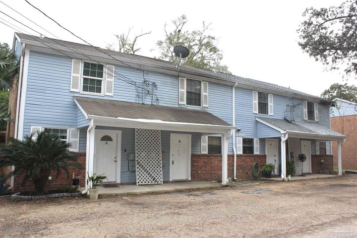 Property Photo:  7705 Kipling St B  FL 32514 