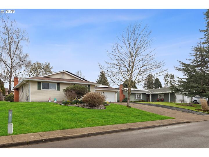 Property Photo: 1704 N Meridian St OR 97132