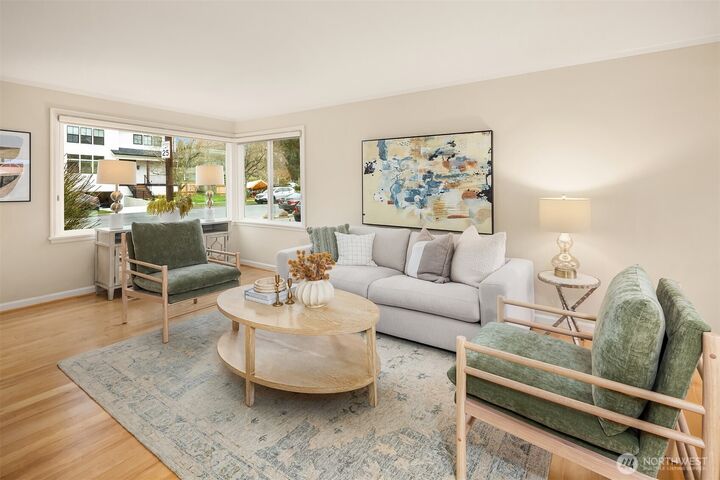 Property Photo:  8215  40th Avenue NE  WA 98115 