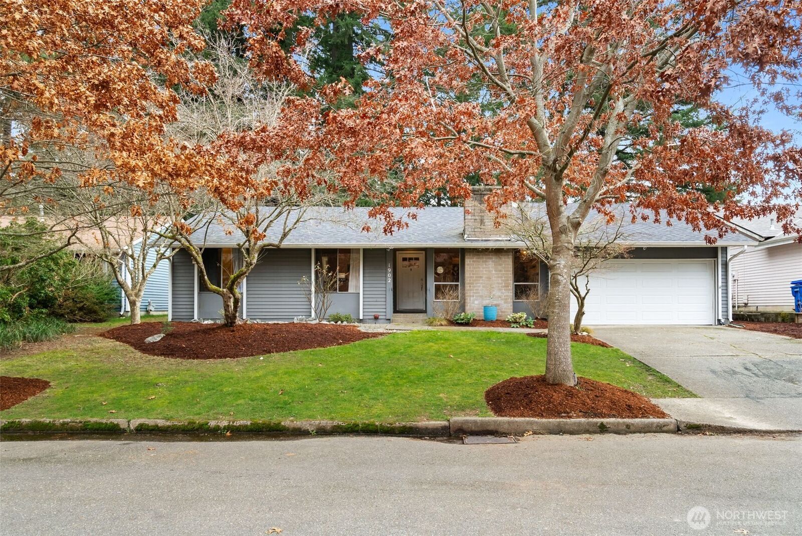 Property Photo:  1902  Thornton Street NW  WA 98502 