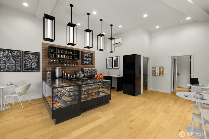 Property Photo:  3402 E Spring Street  WA 98122 