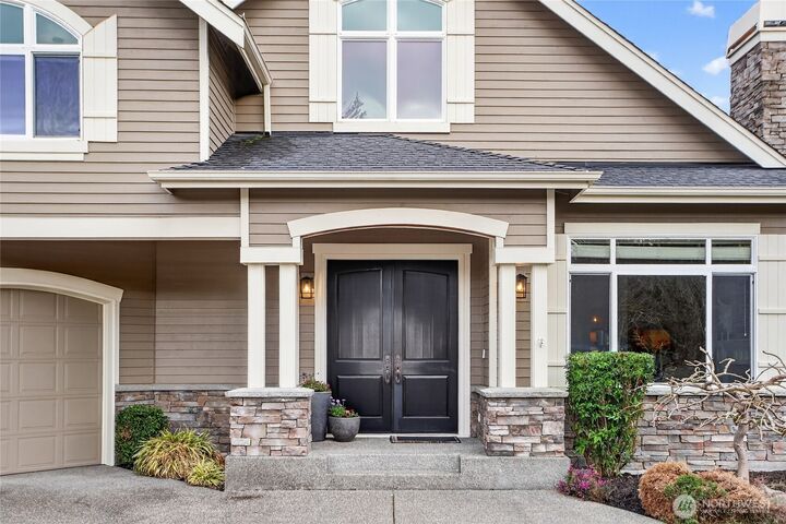 Property Photo:  265  259th Avenue NE  WA 98074 