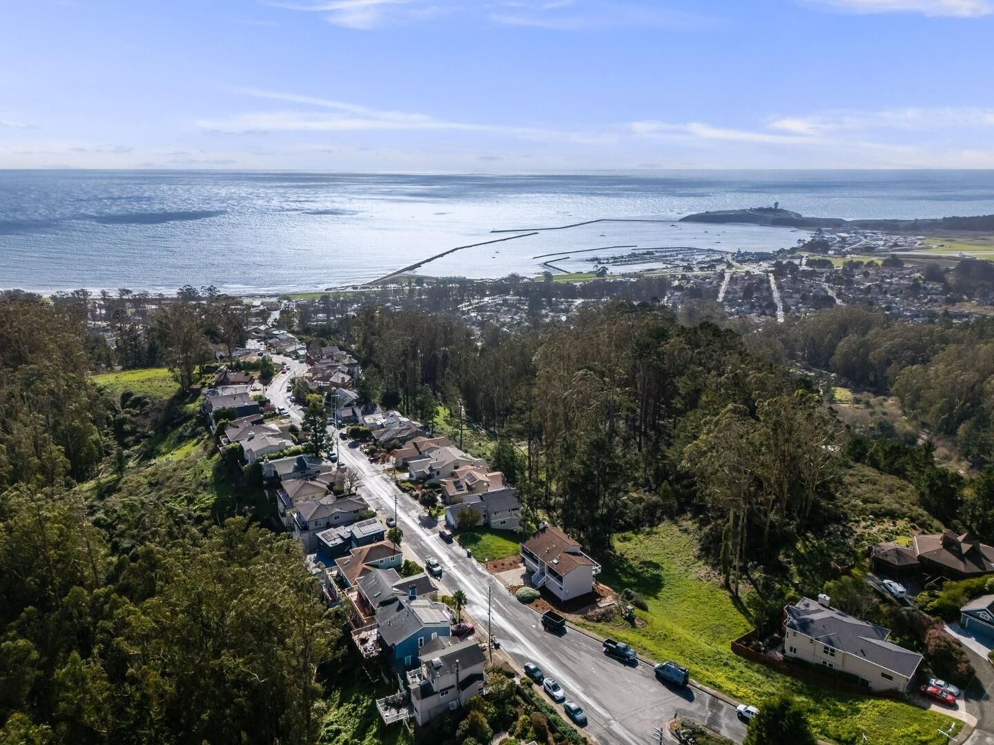 Property Photo:  563 El Granada Boulevard  CA 94018 