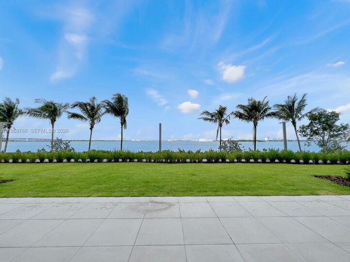 Property Photo:  700 NE 26th Ter 4501  FL 33137 