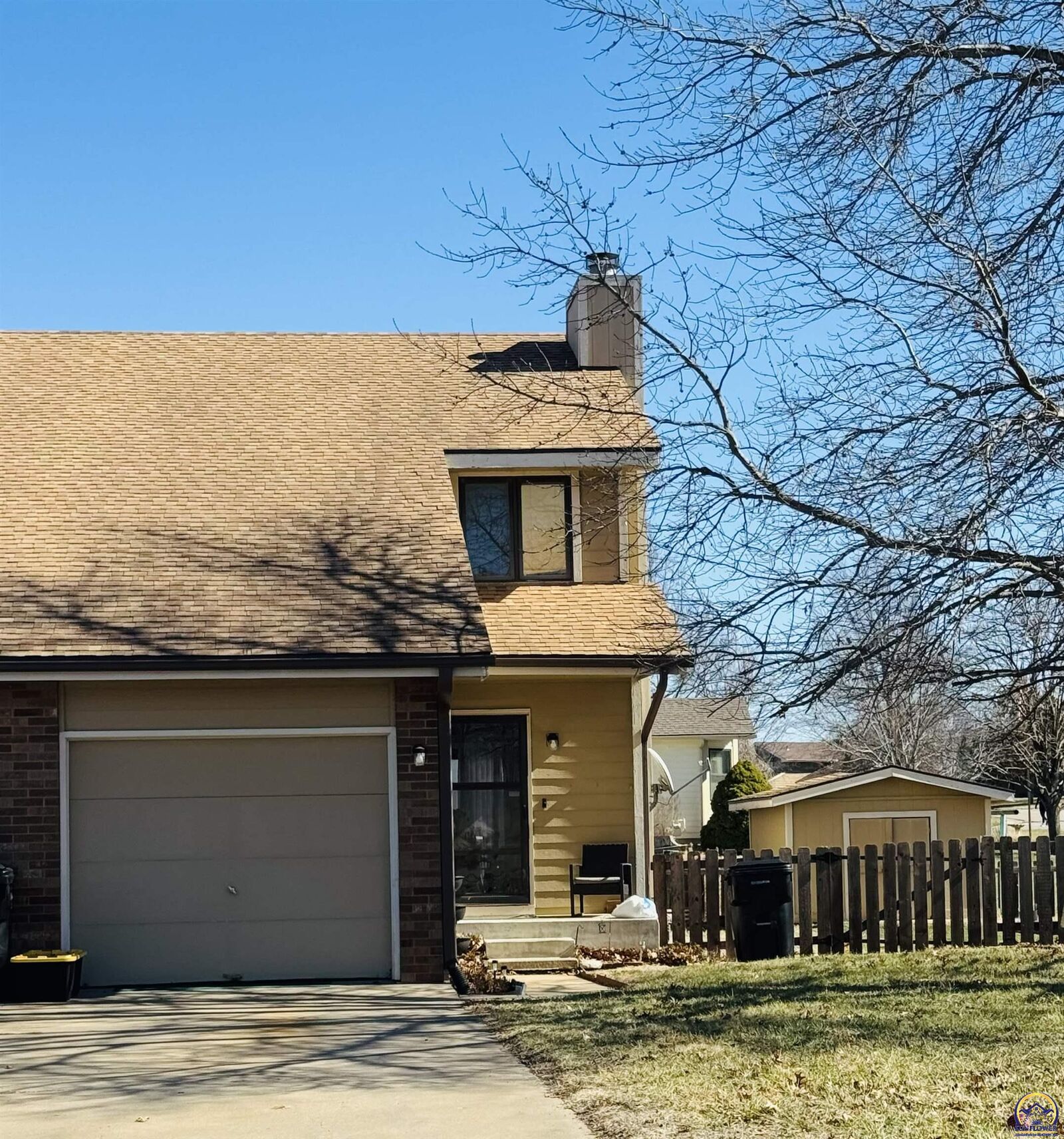 Property Photo:  3440 SE Walnut Dr  KS 66605 