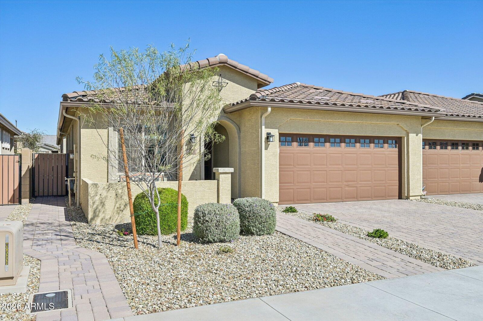 Property Photo:  17150 W Fallen Leaf Lane  AZ 85387 