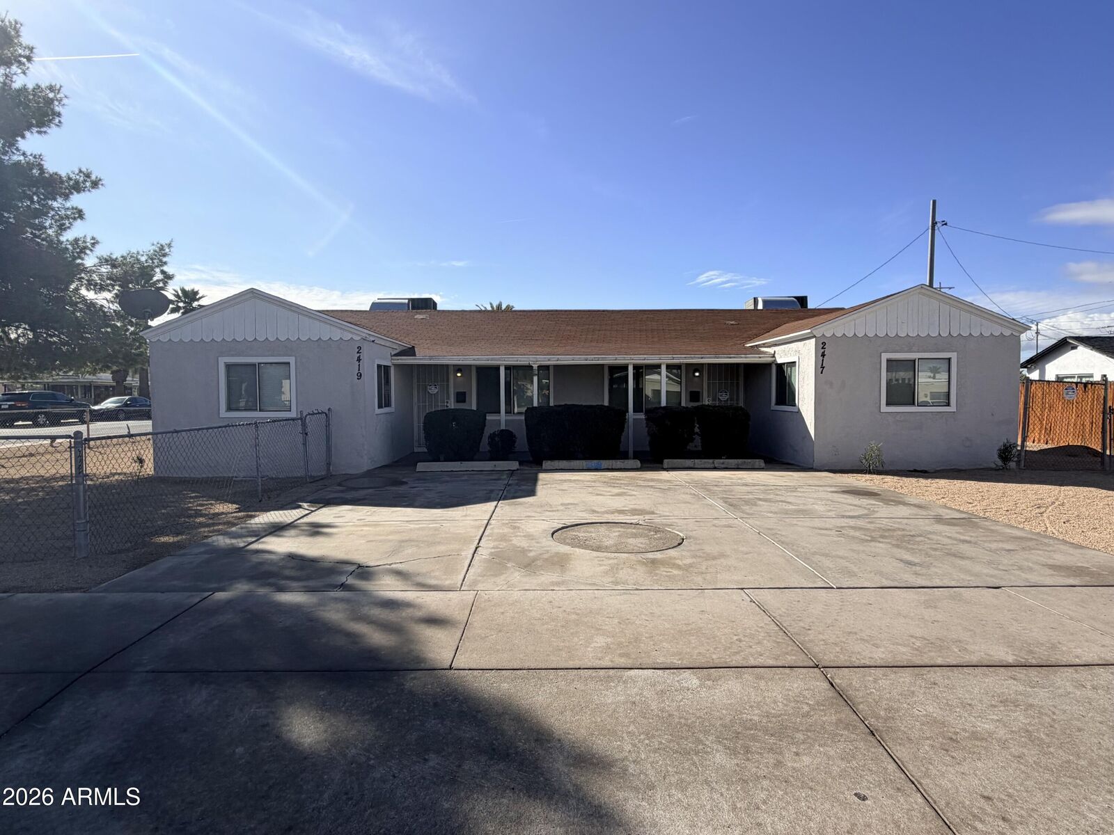Property Photo:  2419 E Oak Street  AZ 85008 