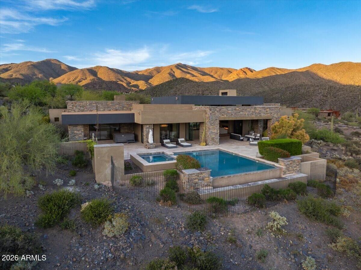 Property Photo:  9235 E Grapevine Pass  AZ 85262 