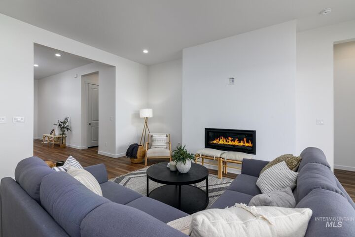 Property Photo: 8525 W Stock Bridge St ID 83669