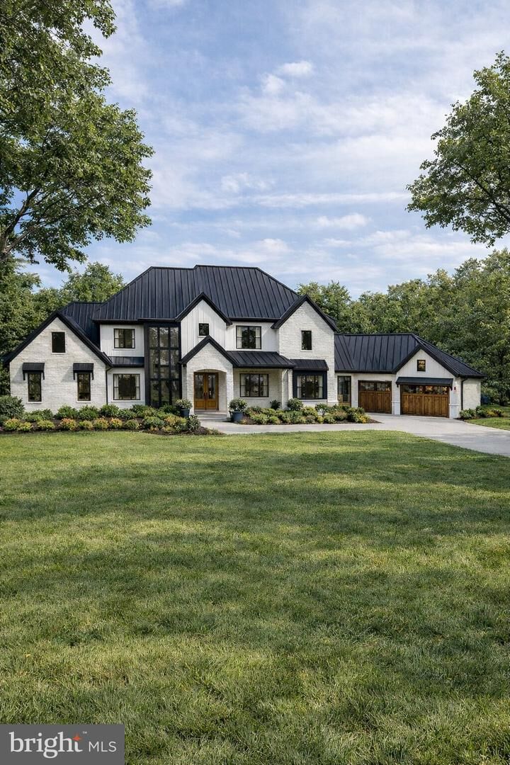 Property Photo:  914 Meadowbreeze  PA 17601 