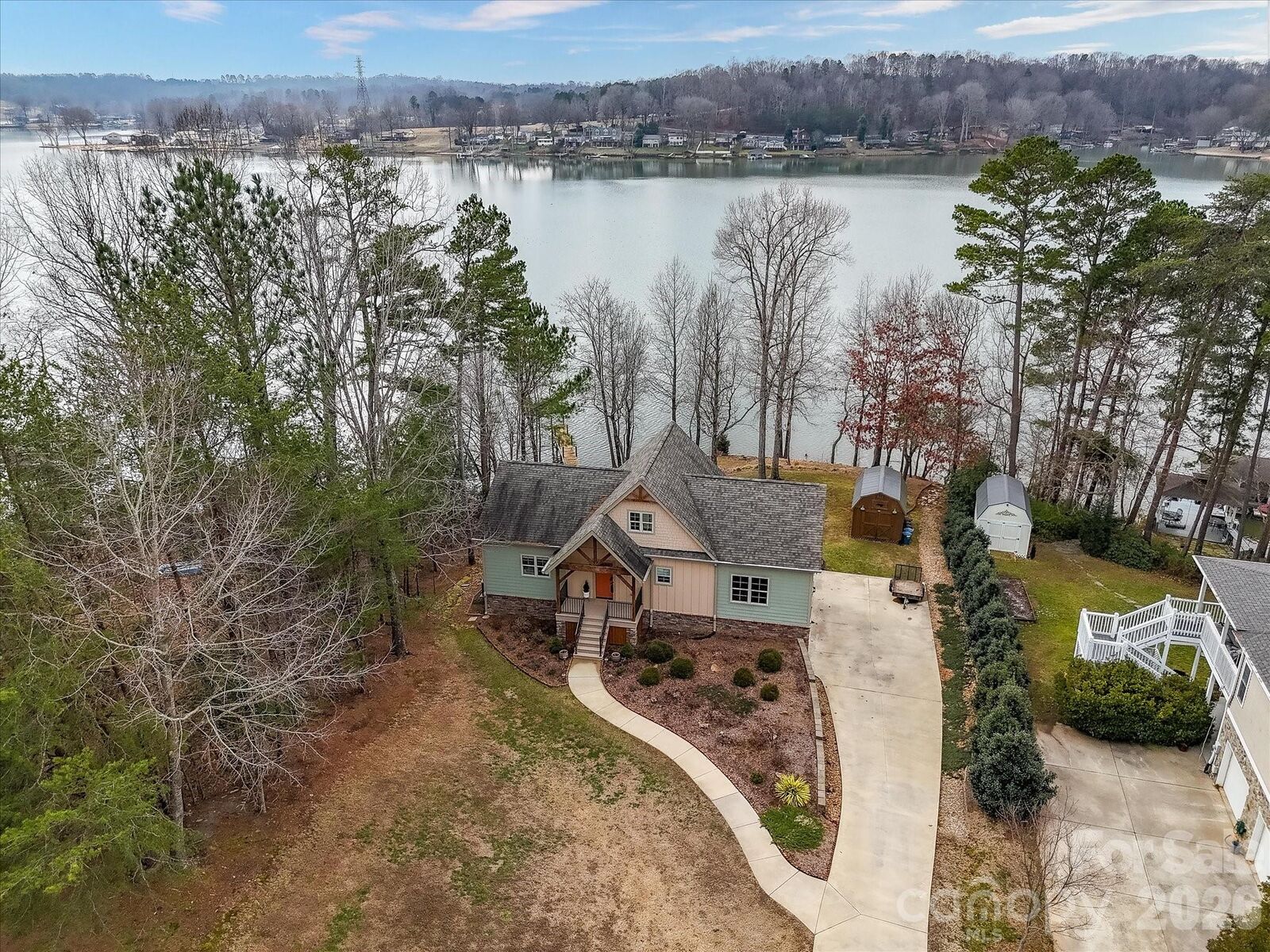 Property Photo: 230 Riverwalk Road NC 28678