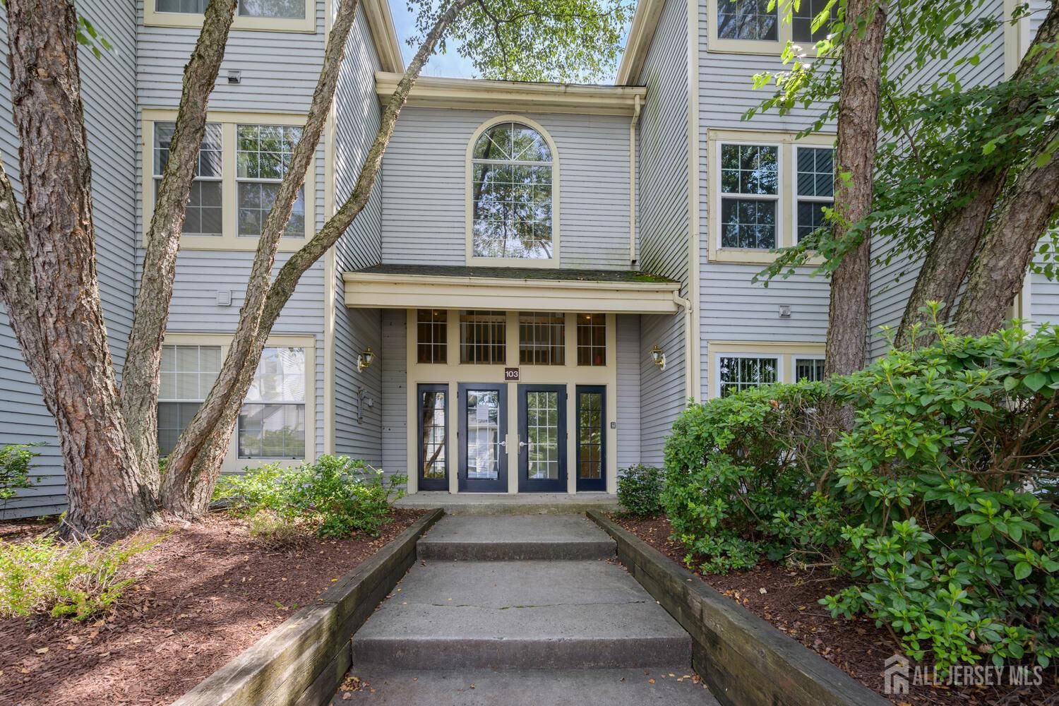 Property Photo:  103 Sequoia Court 11  NJ 08540 