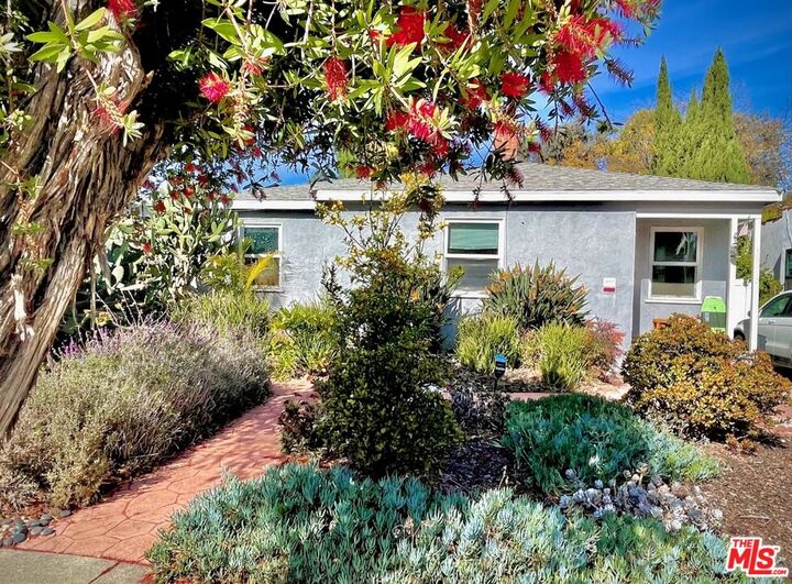 Property Photo:  3017 Urban Ave  CA 90404 