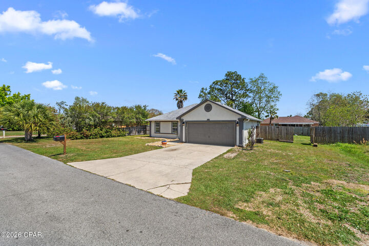 Property Photo:  186 Treasure Palm Drive  FL 32408 