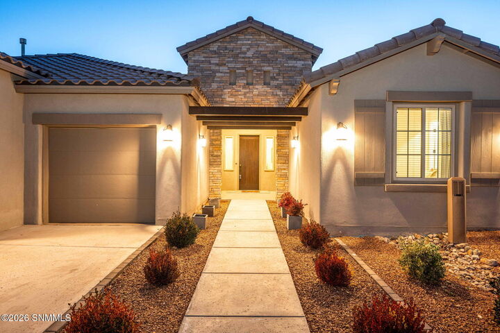 Property Photo:  7517 Sussex Court  NM 88007 