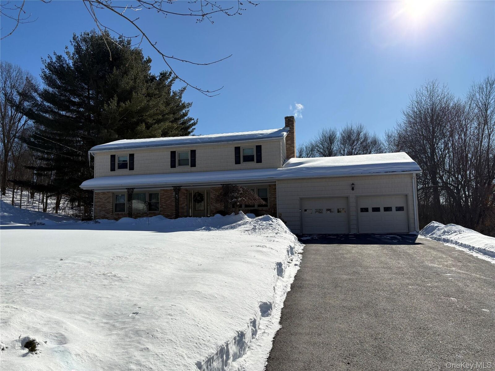 Property Photo:  20 Hillview Drive  NY 12603 