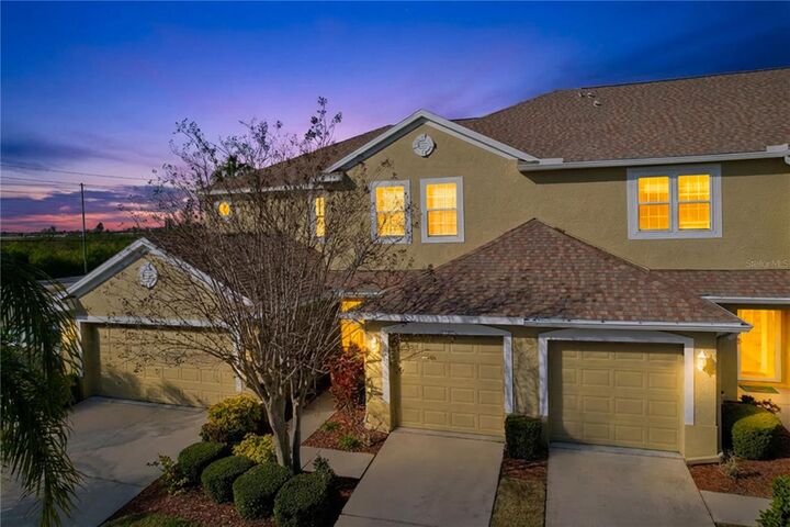 Property Photo:  11273 Kapok Grand Circle  FL 33708 
