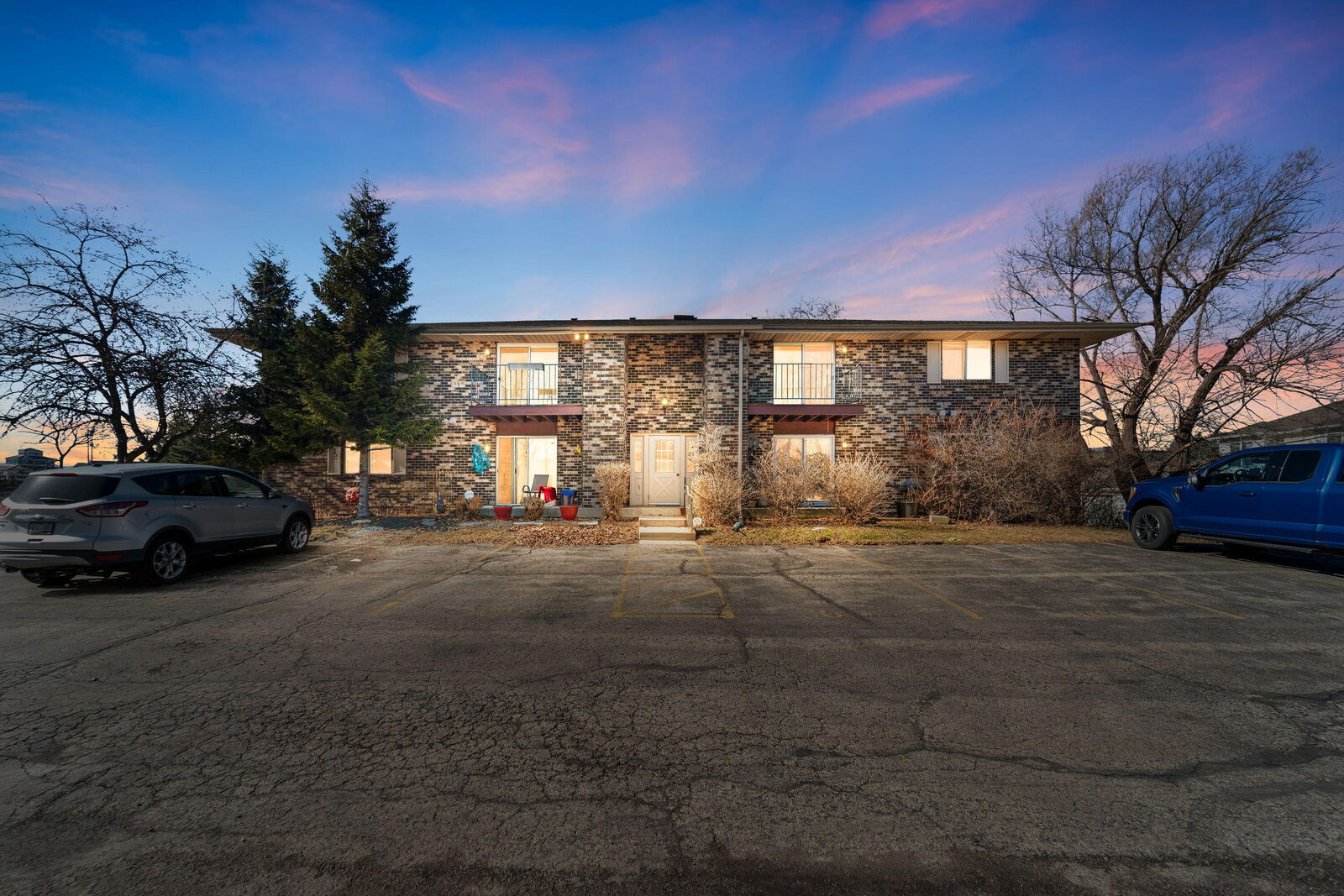 Property Photo:  4909 Scotts Way 203  WI 53402 