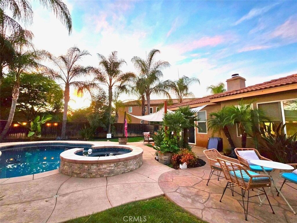 Property Photo:  35392 Corte Los Flores  CA 92596 