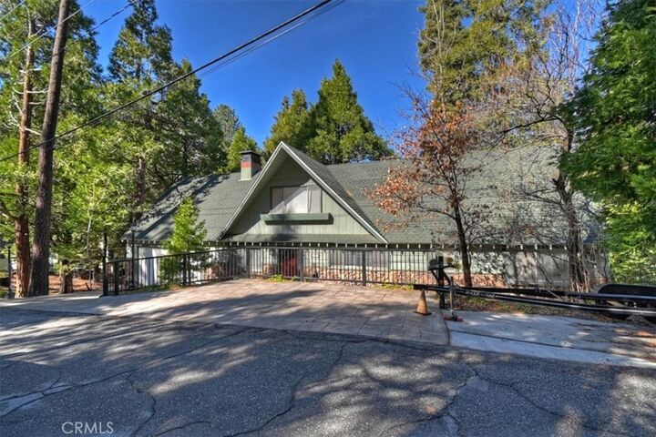 Property Photo: 180 Joaquin Miller CA 92352