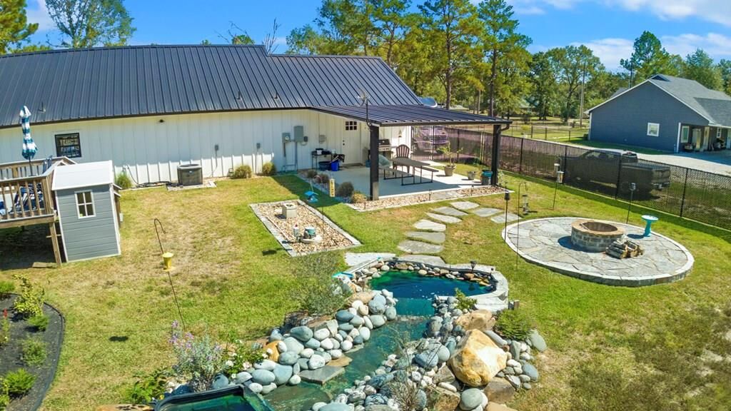 Property Photo: 2904 Tidwell Road TX 75941