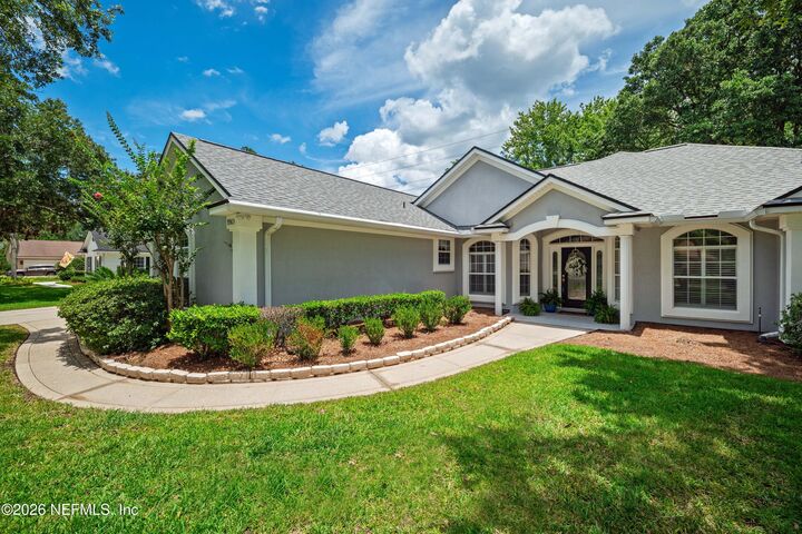 Property Photo: 9965 Chelsea Lake Road FL 32256