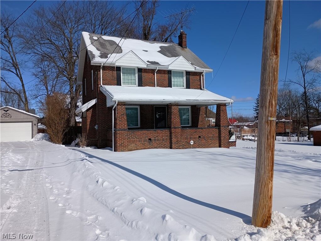 Property Photo: 212 Curry Place OH 44504