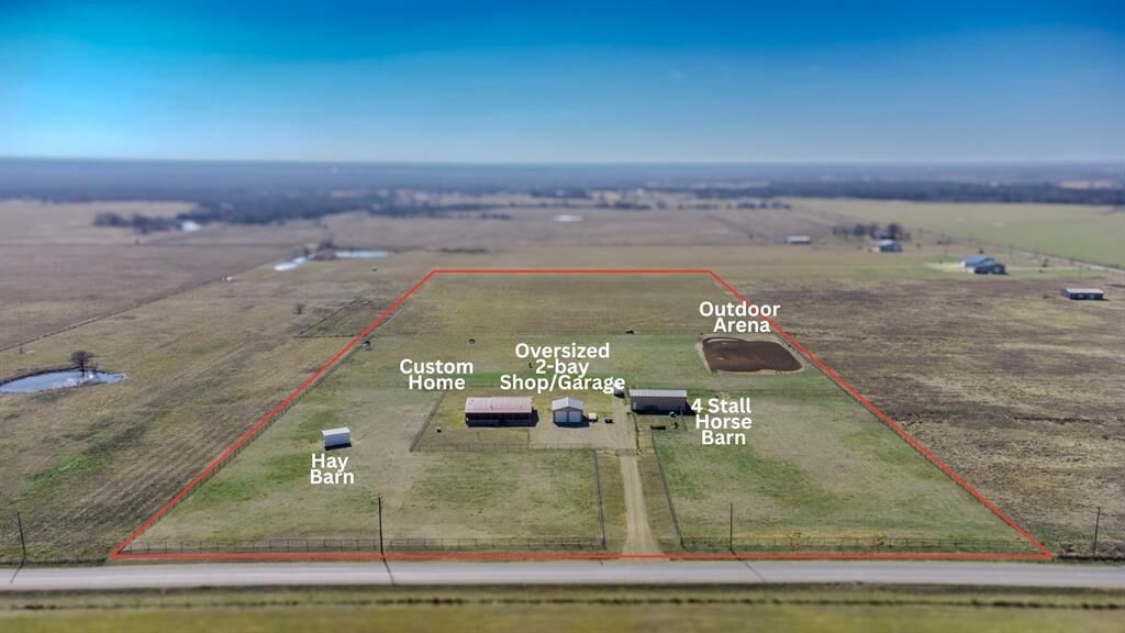 Property Photo:  2290 Brooks Lane  TX 76264 