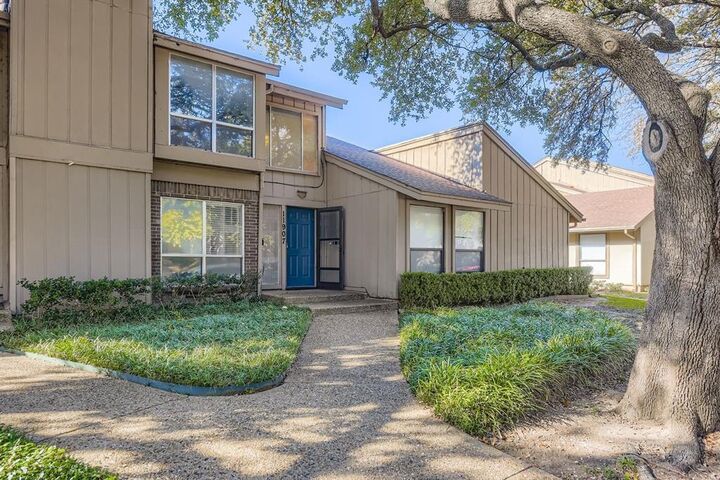 Property Photo: 11907 Leisure Drive TX 75243