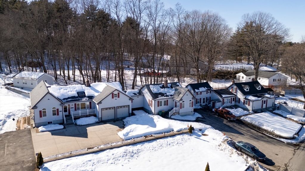 Property Photo:  1-2-3-4 Glendale Rd  MA 01749 