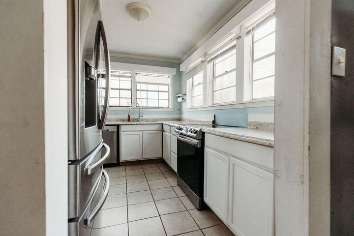 Property Photo:  401 Bon Ami  LA 70634 