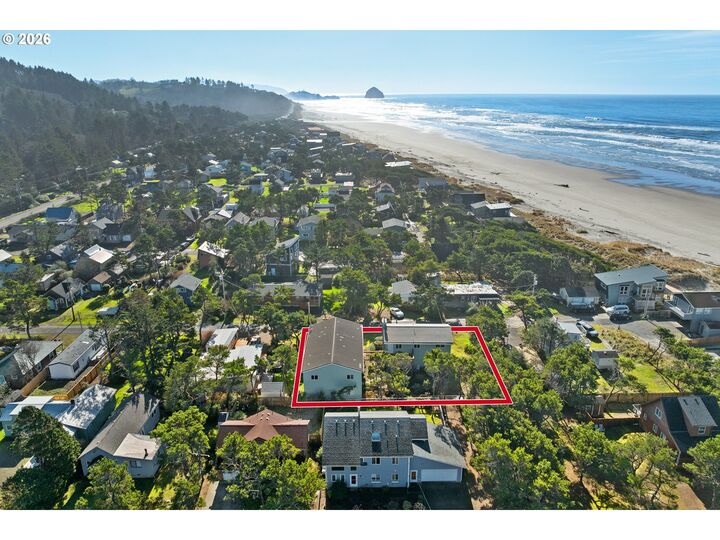 Property Photo:  5750 Holly Ave  OR 97112 